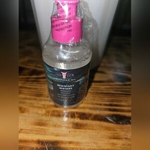 Pink Zebra Midnight Waters Scented Oil with Pink Cap